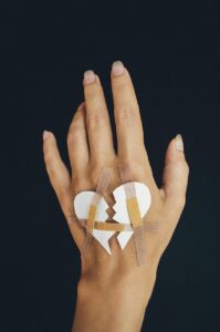 失恋から立ち直る方法は女性にとってどのようなものがある？